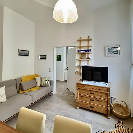 Anna Apartment